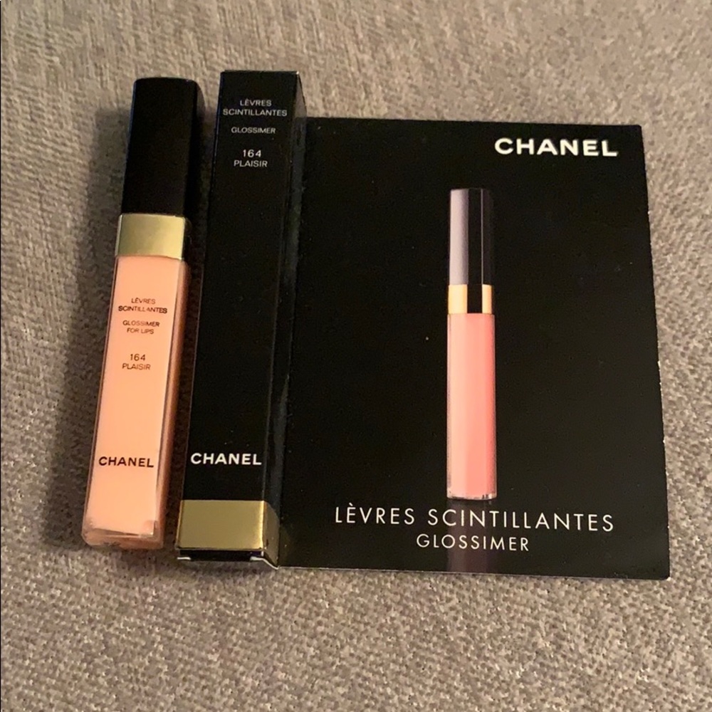 CHANEL TRAVEL SIZE GLOSSIMER “PLASIR 164”